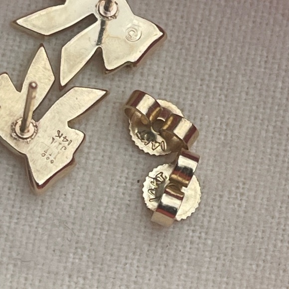 James Avery 14k yellow Gold Bow Back-Post Stud Earrings - Picture 9 of 15